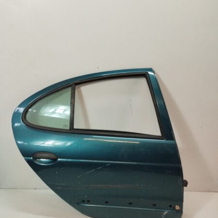 Puerta Trasera Derecha Renault Megane I Classic (LA0) 1996-2001 Europa