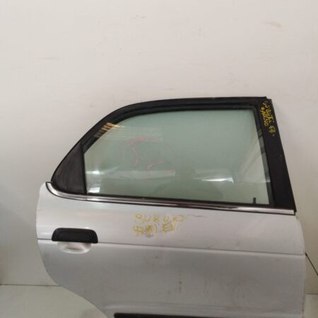 Puerta Trasera Derecha Suzuki Baleno Berlina Sy (EG) 1995-2001 GLX (4-ptas.)