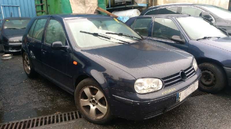 Volkswagen Golf IV (1J1) del que se desmontó esta pieza