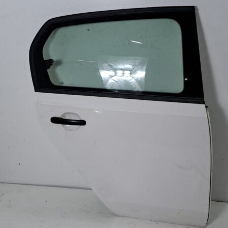 Puerta Trasera Derecha Volkswagen Up! (122) 2016-2018 *