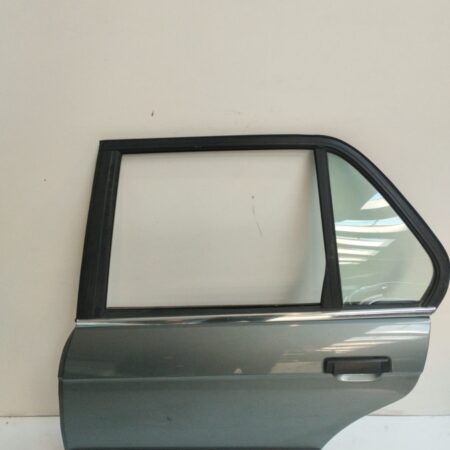 Puerta Trasera Izquierda BMW Serie 3 Berlina (E30) desde 1982