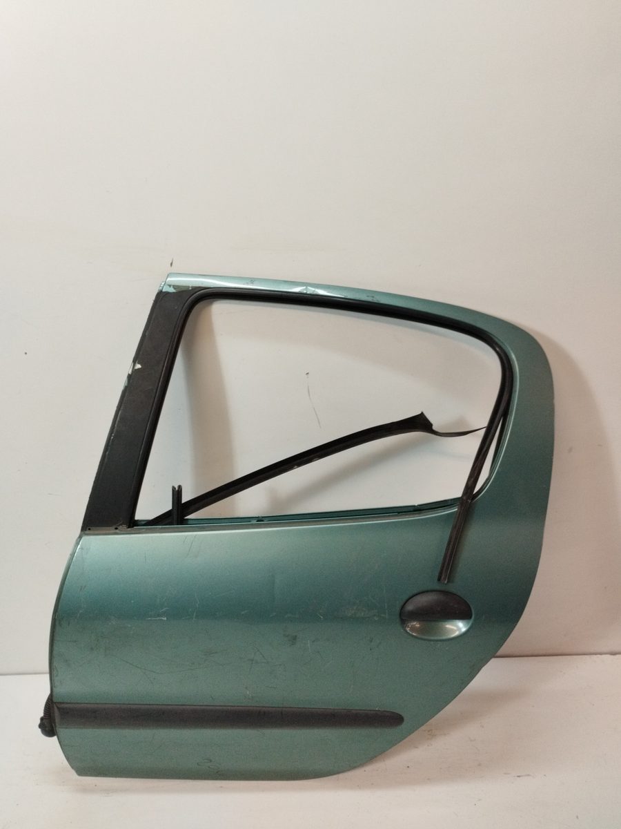 Puerta Trasera Izquierda Peugeot 206 1998-2010