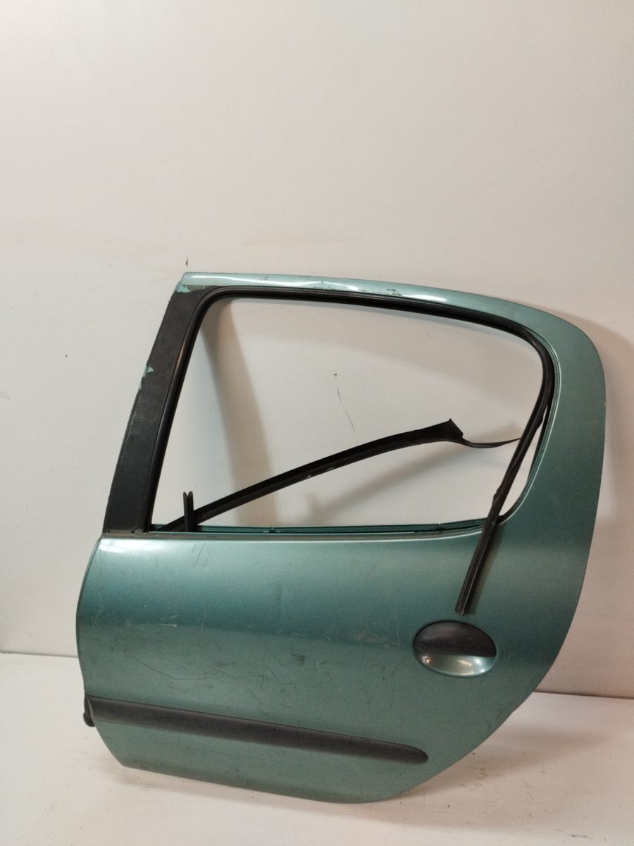 Puerta Trasera Izquierda Peugeot 206 1998-2010