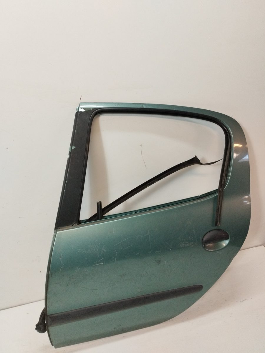 Puerta Trasera Izquierda Peugeot 206 1998-2010