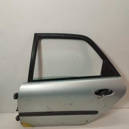 Puerta Trasera Izquierda Renault Laguna (B56) 1994-1998 RN (B56F/G)