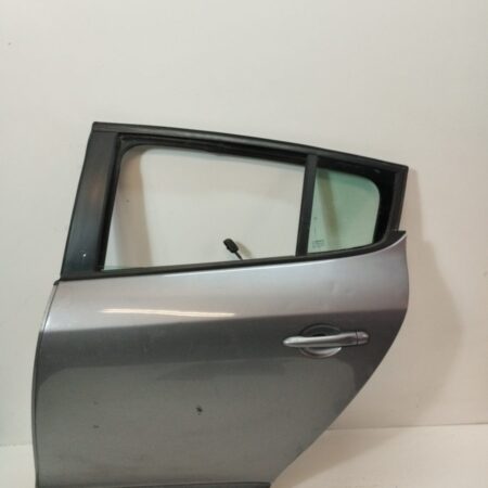 Puerta Trasera Izquierda Renault Megane III Berlina 5 P 2008-2016 Dynamique