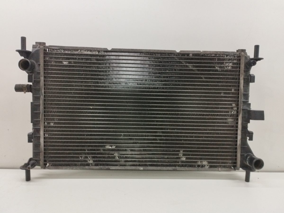 Radiador Agua Ford Focus Berlina (CAK) 1998-2004 1.8 16V CAT 1.8L 85kW 98AB8005DFP