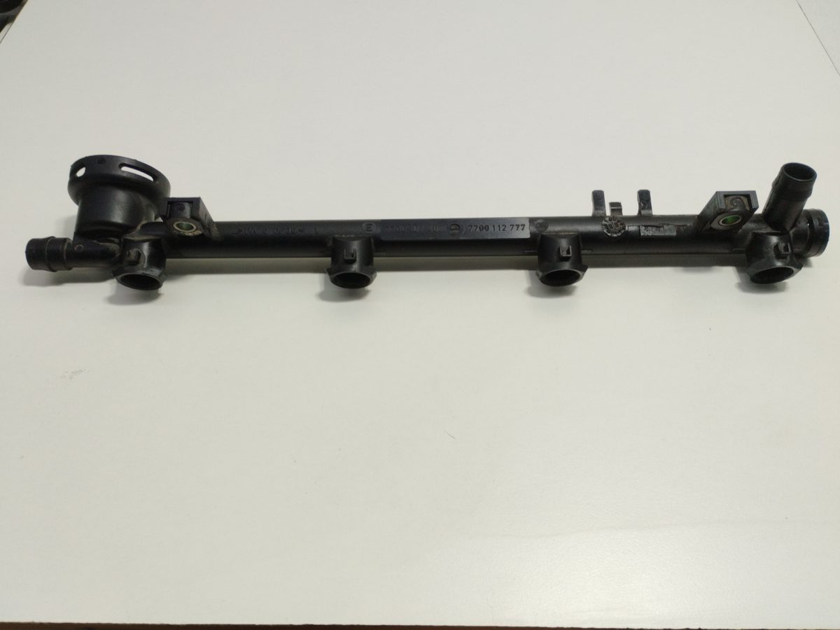 Rampa Inyectora Renault Laguna Ii (BG0) 2001-2007 Authentique 1.8L 88kW 7700112777