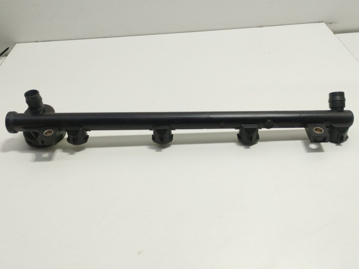 Rampa Inyectora Renault Megane I Classic (LA0) 1996-2001 1.4e RN 1.4L 55kW 770012519