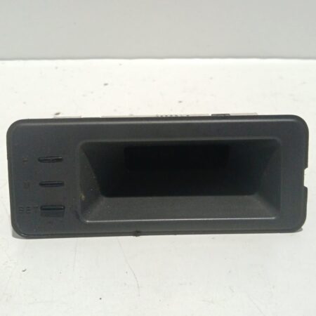 Reloj Digital Mitsubishi Space Wagon (N80/N90) 1998-2005 GLX