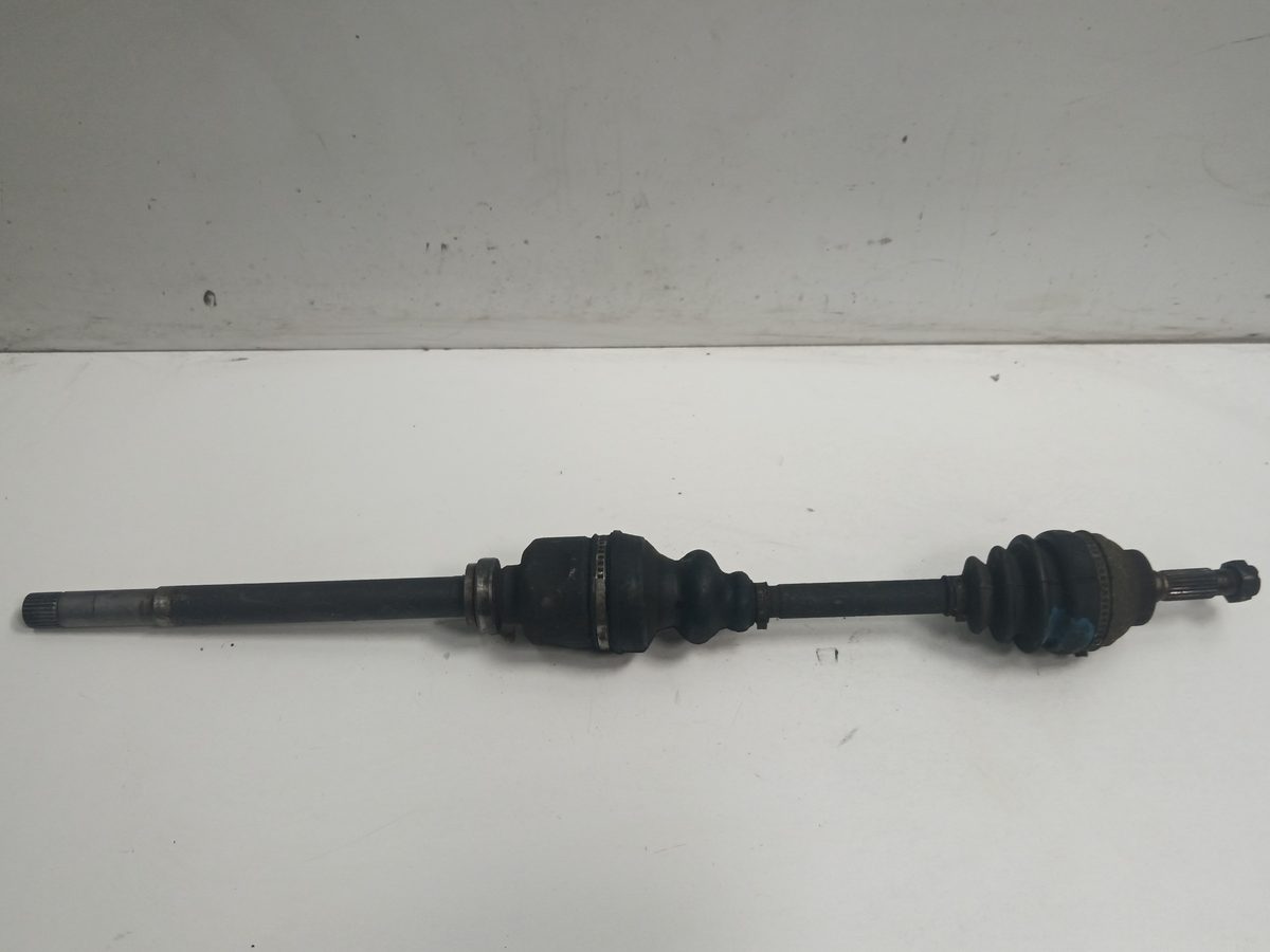 Semieje Delantero Derecho/Izquierdo Peugeot 205 Berlina 1983-1998 STYLE DIESEL