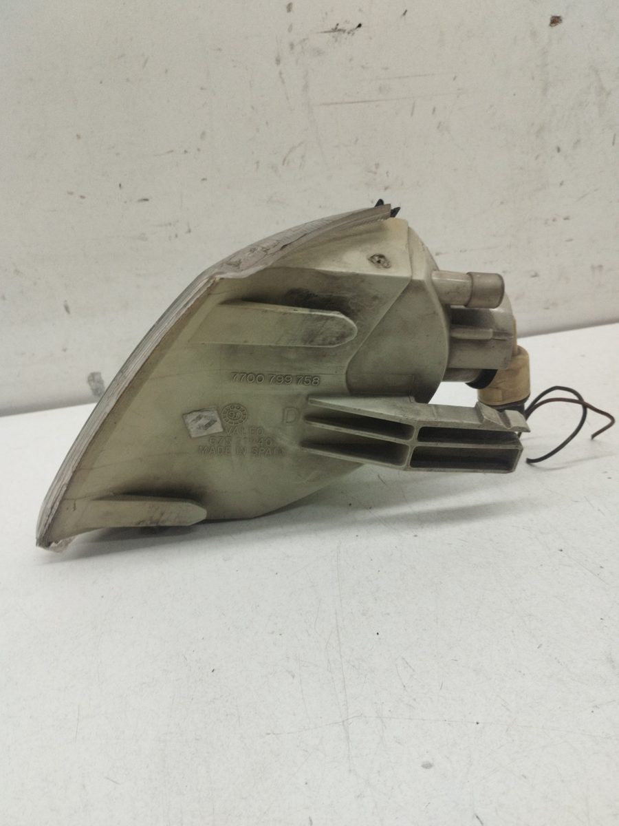 Señalero Derecho Renault Clio I Fase I+II (B/C57) 1991-1998