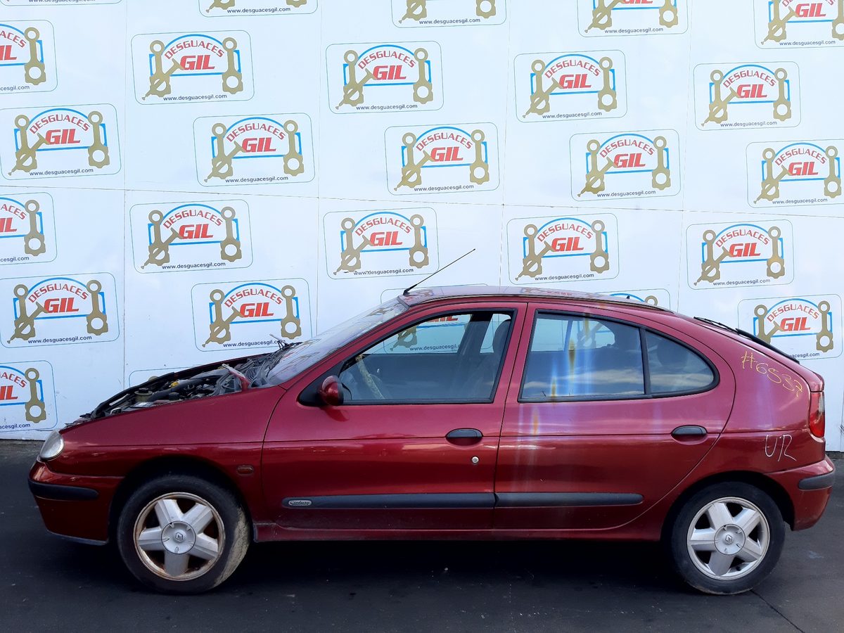 Renault Megane I Fase 2 (BA0) del que se desmontó esta pieza