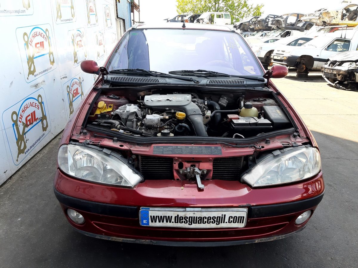 Renault Megane I Fase 2 (BA0) del que se desmontó esta pieza