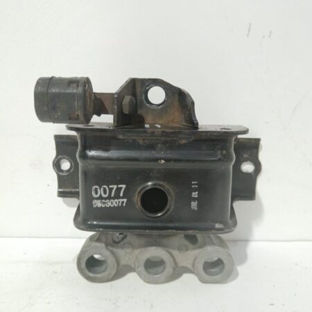 Soporte Motor Derecho Chevrolet Sonic Berlina Hatchback 2011-2016 LTZ 1.6L 85kW 95930077
