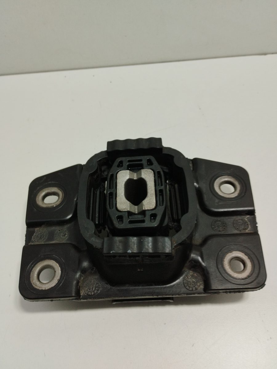 Soporte Motor Izquierdo Volkswagen Up! (121) 2011-2016 * 1S0199555A