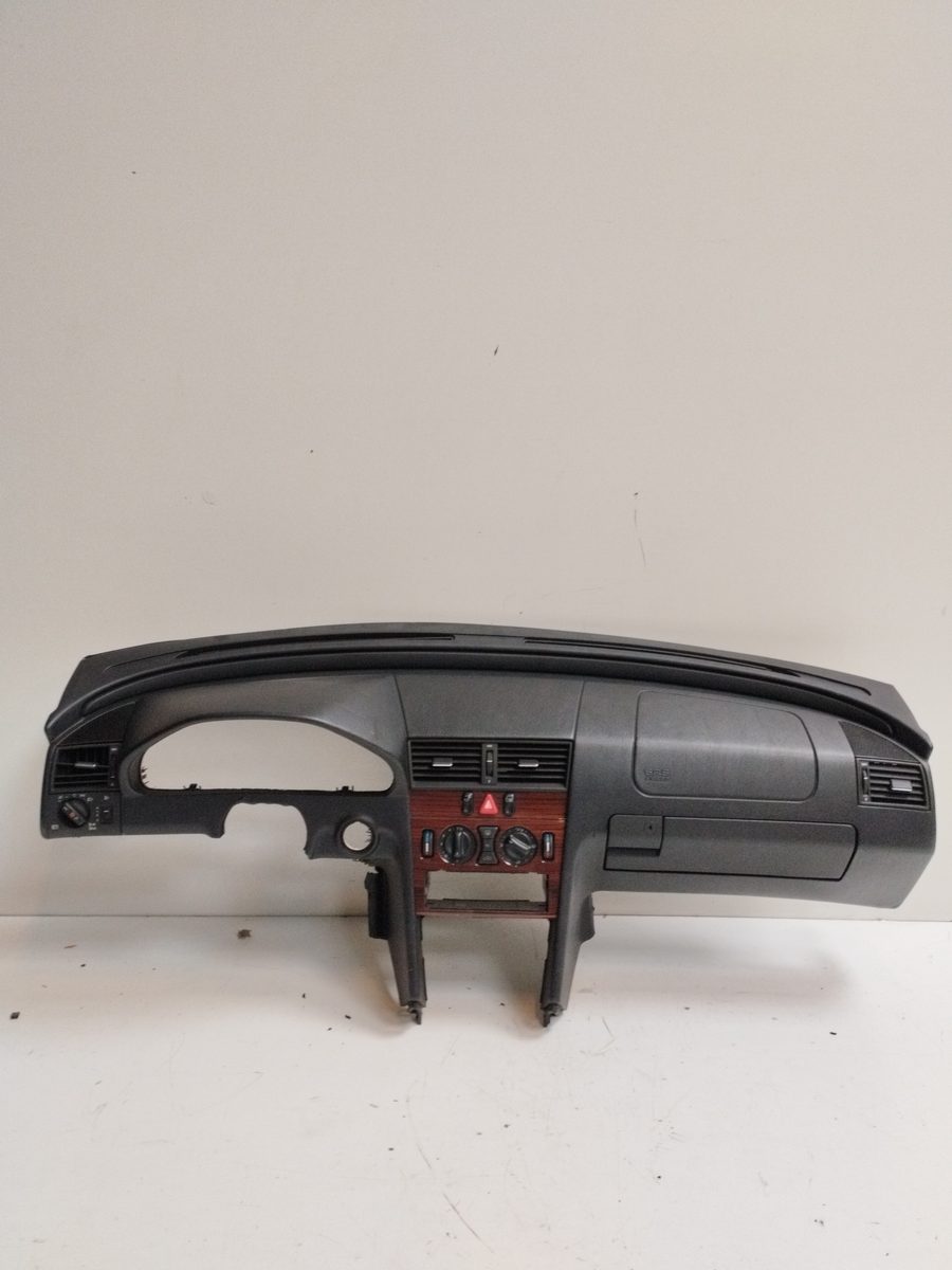 Tablero Puerta a Puerta Mercedes-Benz Clase C (W202) 1993-2000