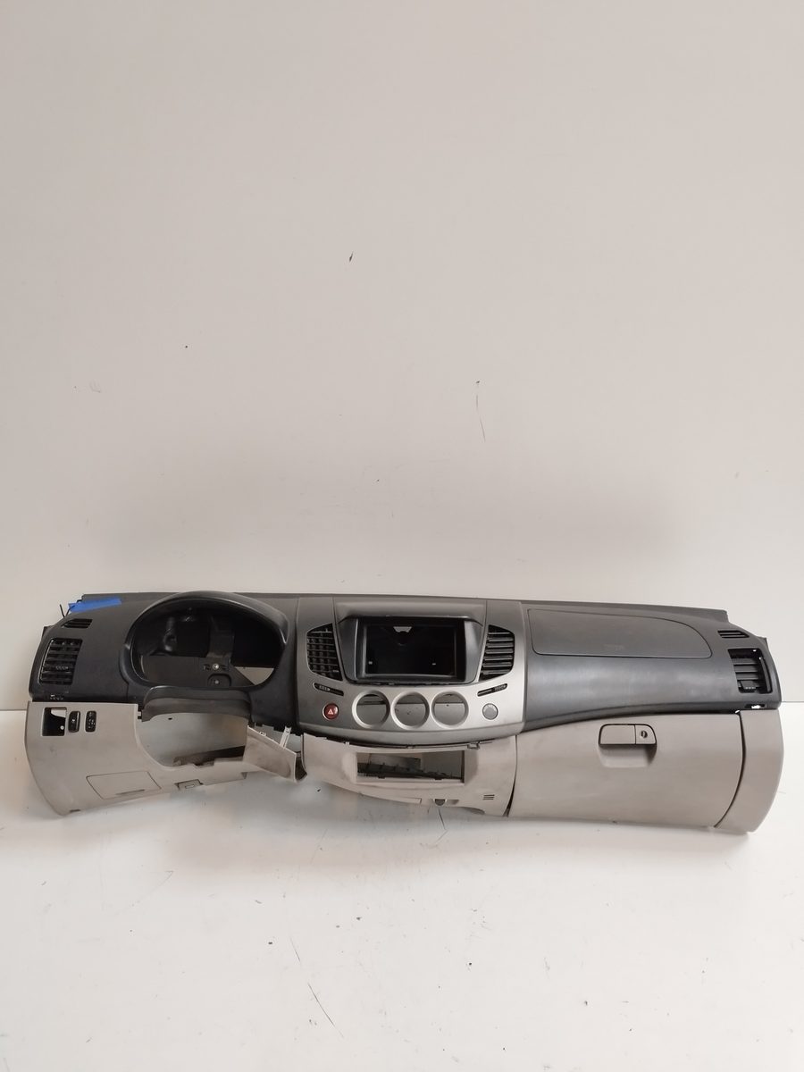 Tablero Puerta a Puerta Mitsubishi L 200 (KA0/KB0) 2006-2015