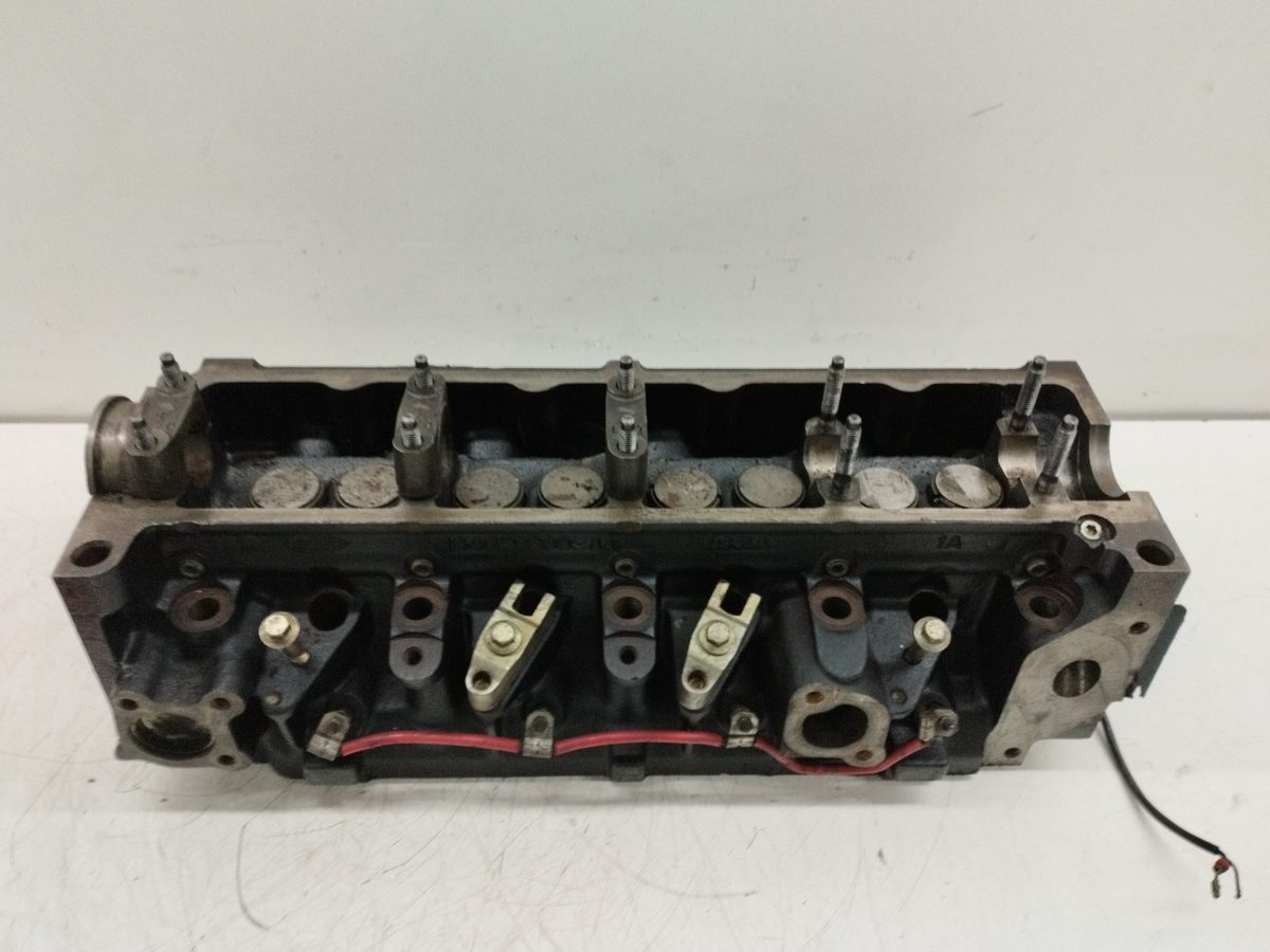 Tapa De Cilindros Ford Focus Berlina (CAK) 1998-2004 1.8 TDDI Turbodiesel CAT 1S4Q6090