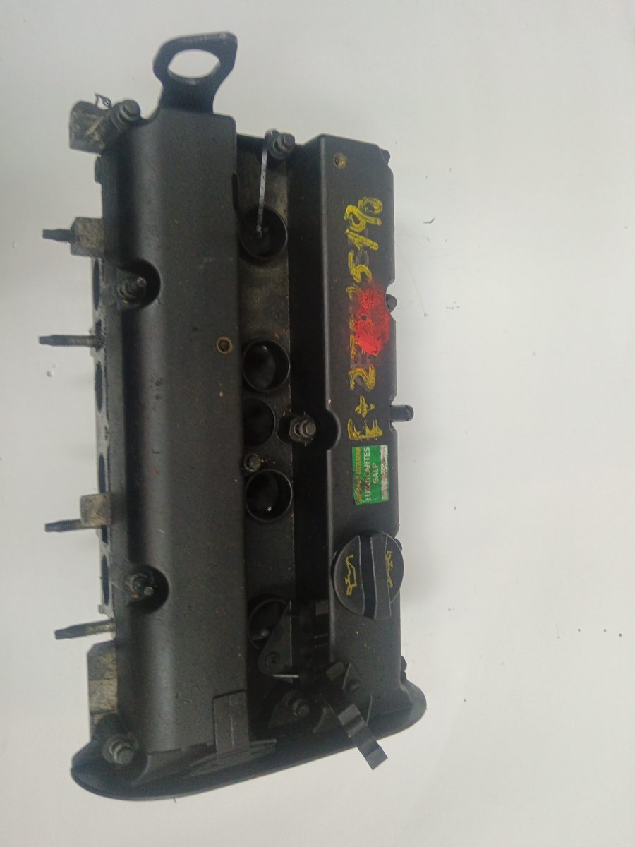 Tapa De Cilindros Ford Focus Turnier (CAK) 1998-2004 Ambiente 1.6L 74kW 1N1G6099BA
