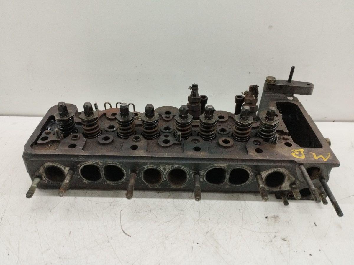 Tapa de Cilindros Mercedes-Benz Clase E (W114/W115) desde 1970