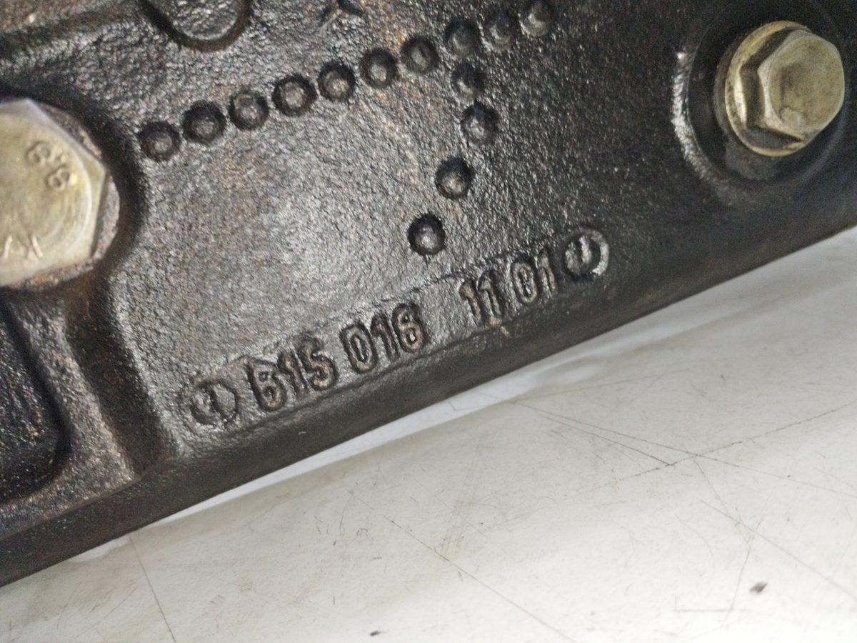 Tapa de Cilindros Mercedes-Benz Clase E (W114/W115) desde 1970