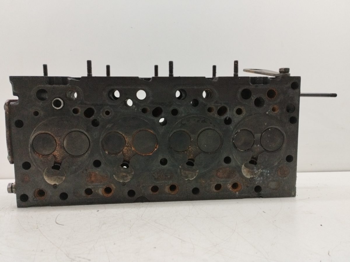 Tapa de Cilindros Nissan Patrol (K/W260) 1989-2002