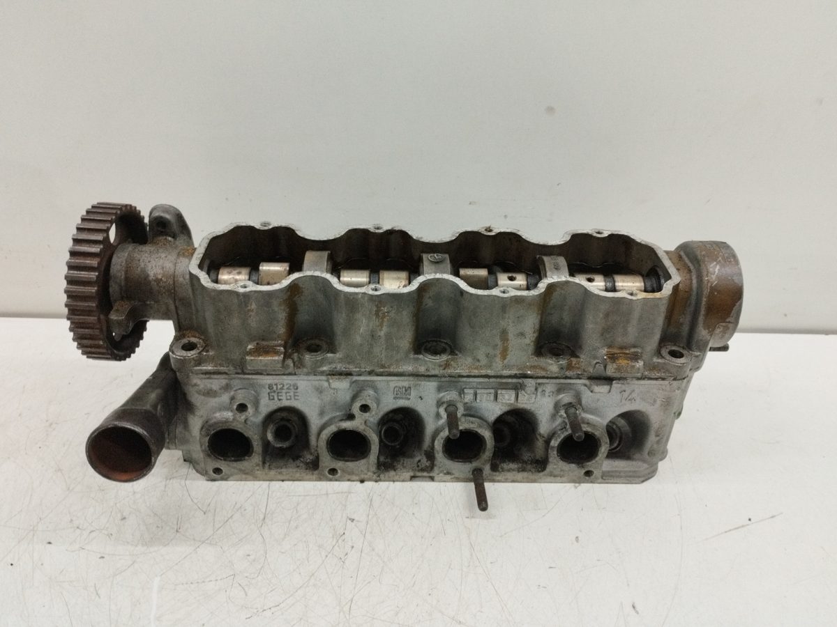 Tapa De Cilindros Opel Astra F Berlina 1991-1998 1.4 CAT (2H6) 1.4L 44kW 90322813