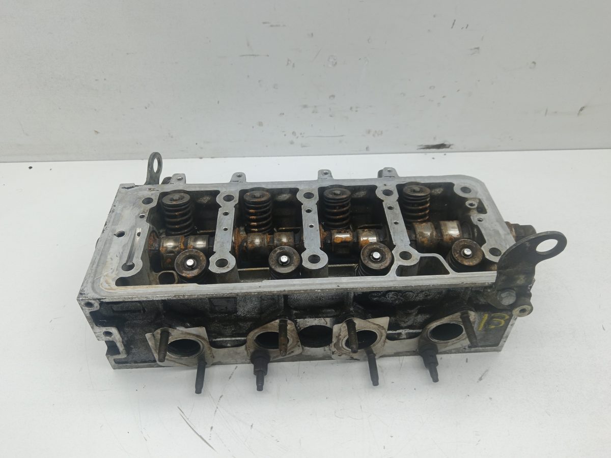 Tapa De Cilindros Peugeot 206 Berlina 1998-2010 XR 1.4L 55kW 9621038110
