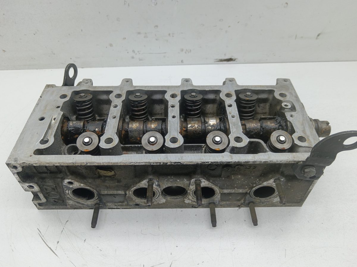 Tapa De Cilindros Peugeot 206 Berlina 1998-2010 XT 1.4L 55kW 9627748110