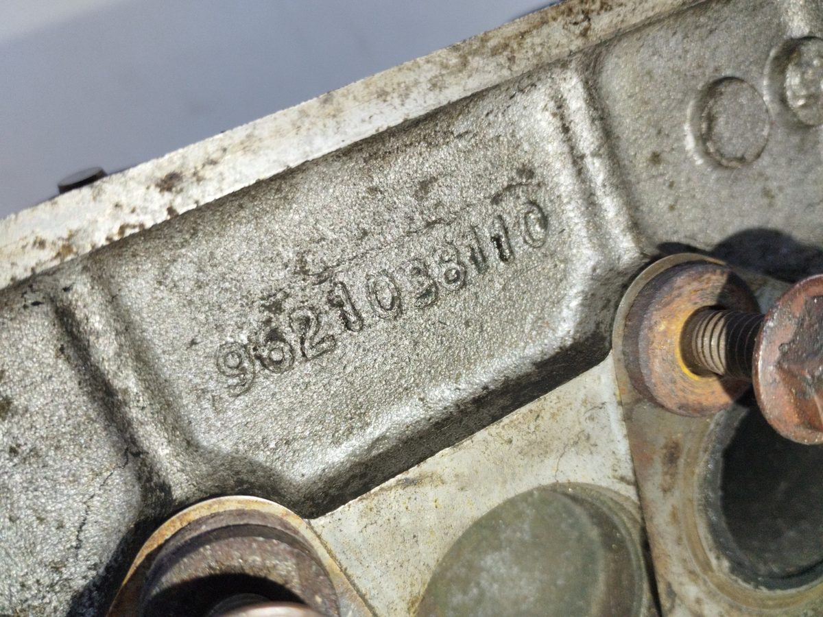 Tapa de Cilindros Peugeot 306 3/4/5 Puertas (S2) 1997-2003