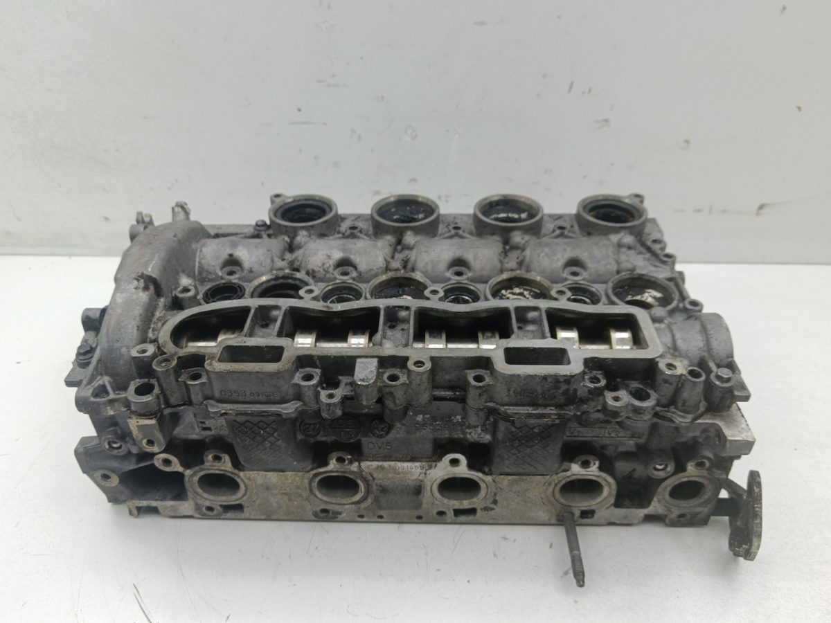 Tapa De Cilindros Peugeot 307 Berlina (S2) 2005-2008 X-Line 1.6L 66kW 9655911480