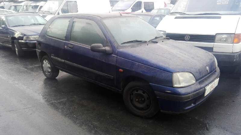Renault Clio I Fase I+II (B/C57) del que se desmontó esta pieza