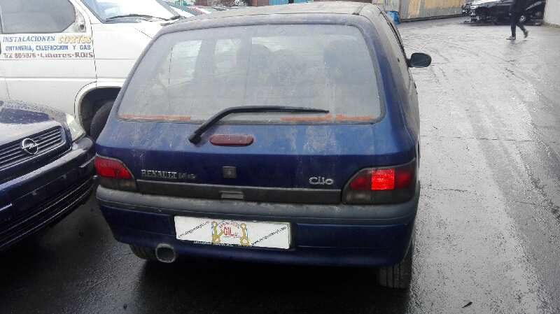 Renault Clio I Fase I+II (B/C57) del que se desmontó esta pieza
