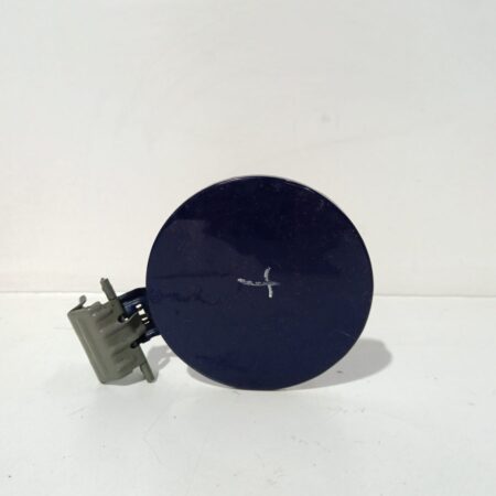 Tapa Exterior Combustible Toyota Yaris (NCP1/NLP1/SCP1) 1999-2005 Linea Luna