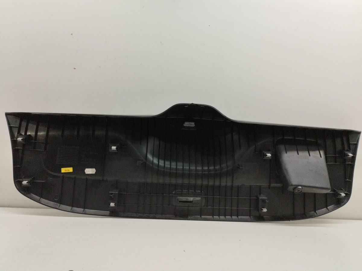 Tapizado Interior Porton Trasero Volkswagen Up! (121) 2011-2016