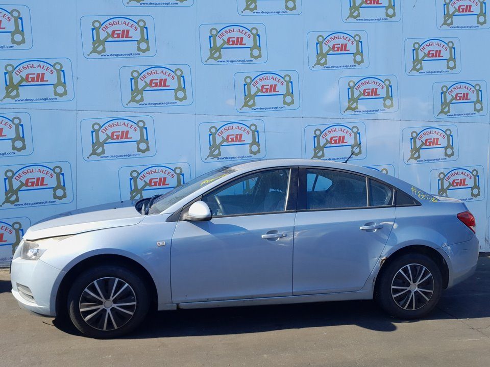 Chevrolet Cruze del que se desmontó esta pieza