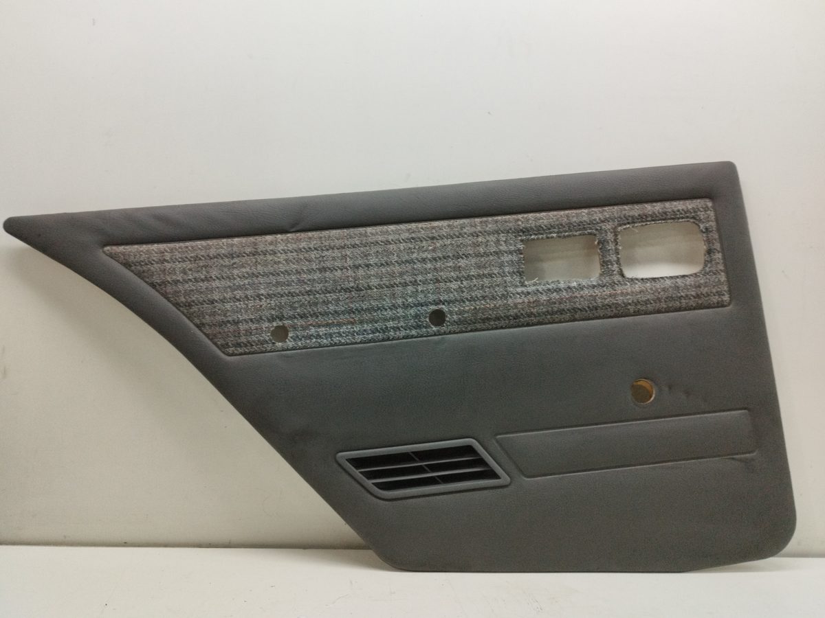 Tapizado Interior Puerta Trasero Izquierdo Peugeot 205 Berlina 1983-1998 Mito 96010459