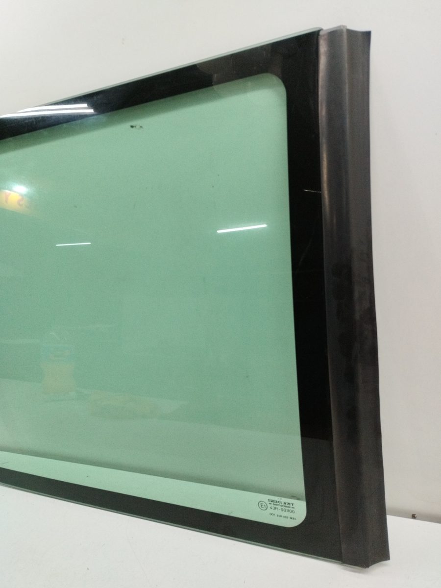 Vidrio Lateral Delantera Derecha Citroën Berlingo 1996-2002
