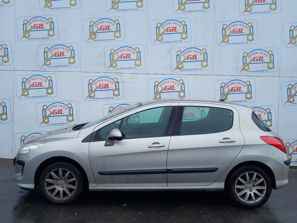 Peugeot 308 del que se desmontó esta pieza