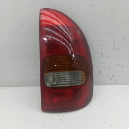 Farol Trasero Derecho Exterior Chevrolet Corsa B 1993-1997