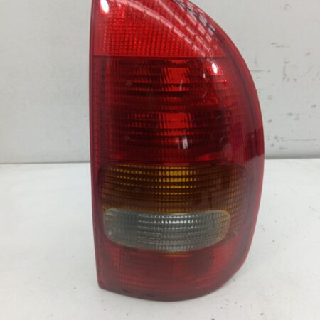 Farol Trasero Derecho Exterior Chevrolet Corsa B 1993-1997