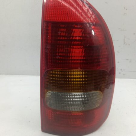 Farol Trasero Derecho Exterior Chevrolet Corsa B 1993-1997