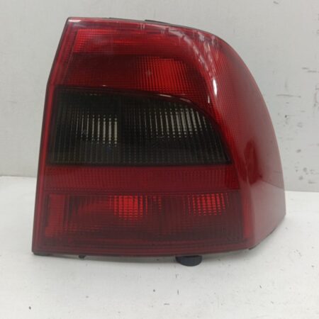 Farol Trasero Derecho Exterior Chevrolet Vectra B 1995-2002