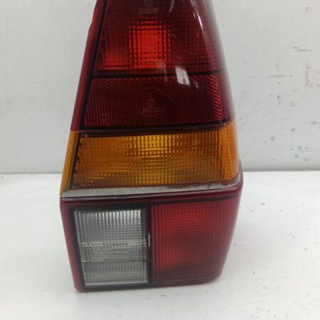 Farol Trasero Derecho Exterior Volkswagen Passat (321/23/27/31) desde 1980