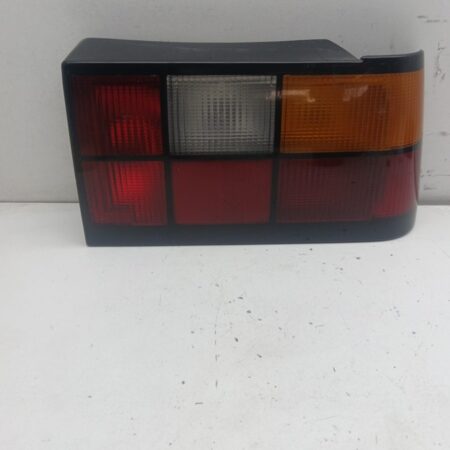 Farol Trasero Derecho Exterior Volvo Serie 460 1989-1997