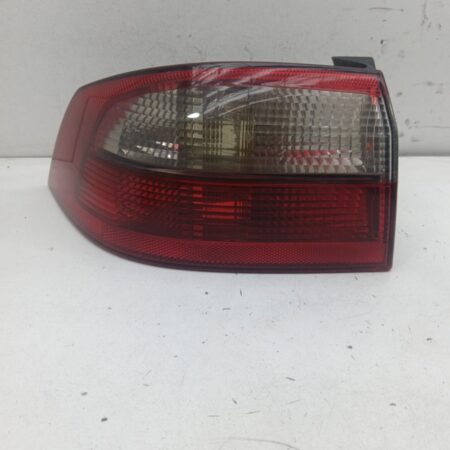 Farol Trasero Izquierdo Exterior Renault Laguna II (BG0) 2001-2007