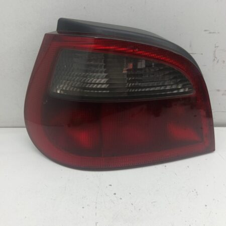 Farol Trasero Izquierdo Exterior Renault Megane I Classic (LA0) 1996-2001
