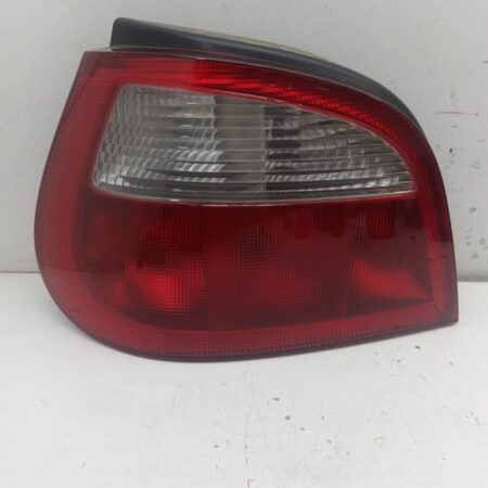 Farol Trasero Izquierdo Exterior Renault Megane I Classic (LA0) 1996-2001