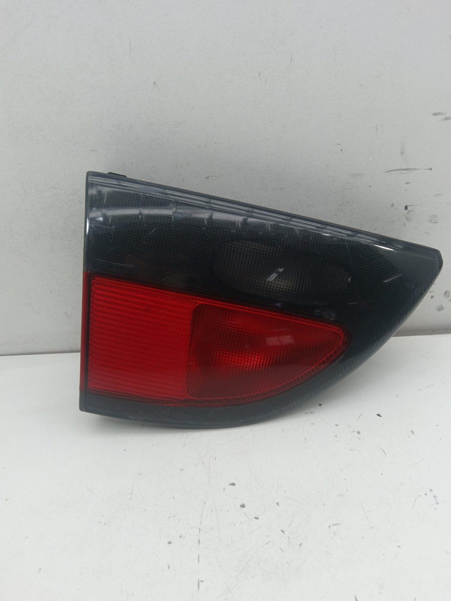 Farol Trasero Izquierdo Interior Renault Megane I Classic (LA0) 1996-2001